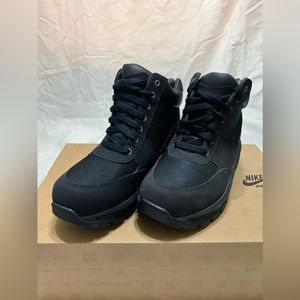 NIKE Go Away ACG (GS) All-Trac Big Kids Boots Black 375509-401 (Size 6Y)